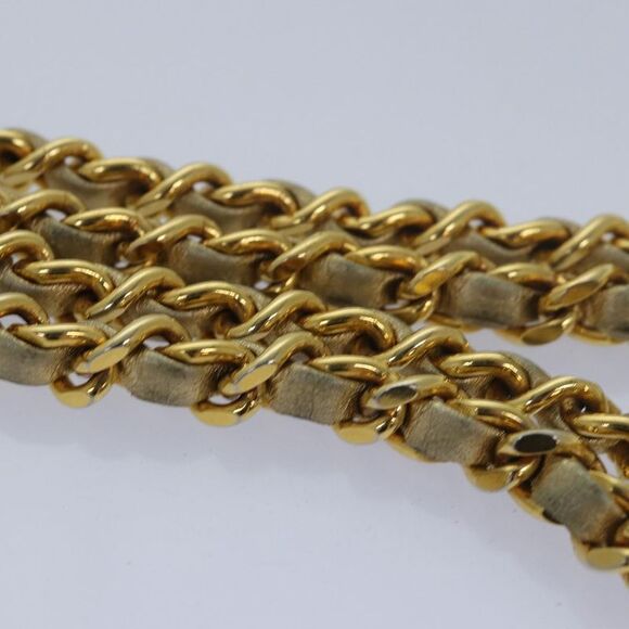 Pre Loved chanel Women Gold Tone Shoulder Bags - Picture 8 of 8